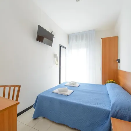 Hotel Paloma Front Chiringuitos Time 3*