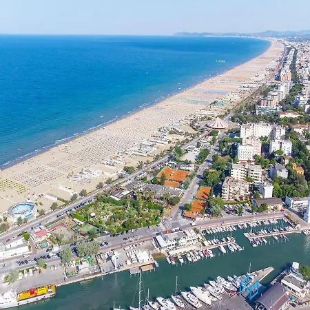 Paloma Front Chiringuitos Time 리미니