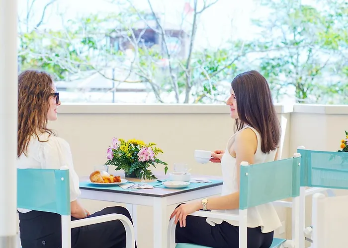 מלון Paloma Front Chiringuitos Time 3*