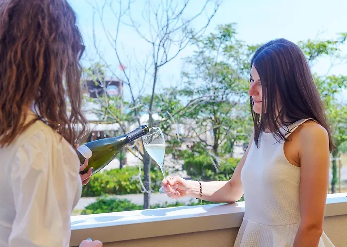 Paloma Front Chiringuitos Time 3*