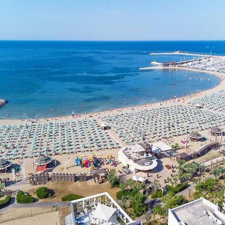 Paloma Front Chiringuitos Time Otel 3*