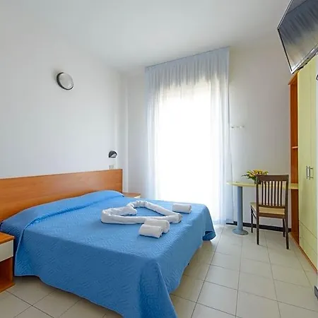 Paloma Front Chiringuitos Time Hotel 3*
