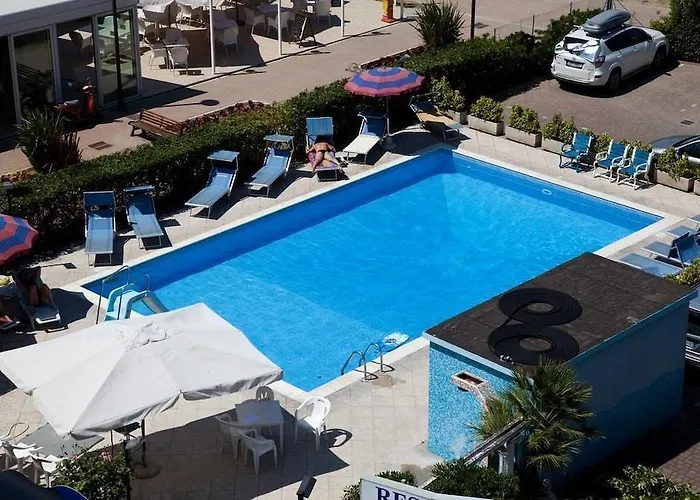 Paloma Front Chiringuitos Time Otel 3*