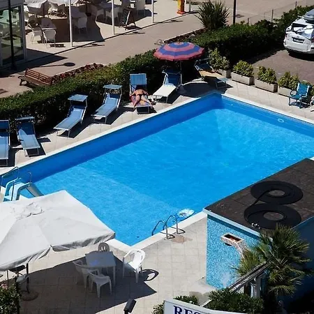 Paloma Front Chiringuitos Time Hotel 3*