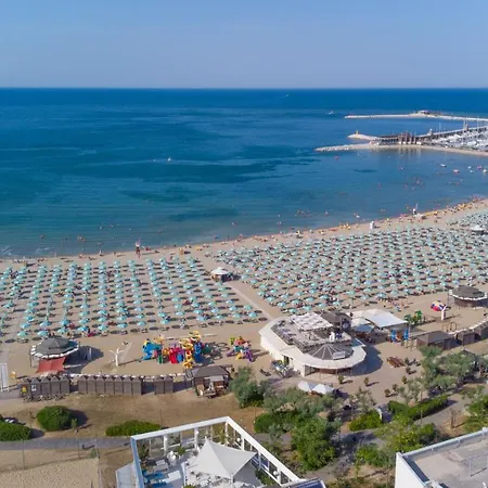 Hotel Paloma Front Chiringuitos Time Rimini