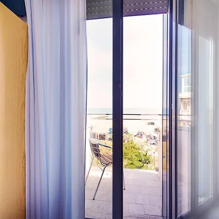 Paloma Front Chiringuitos Time Rimini